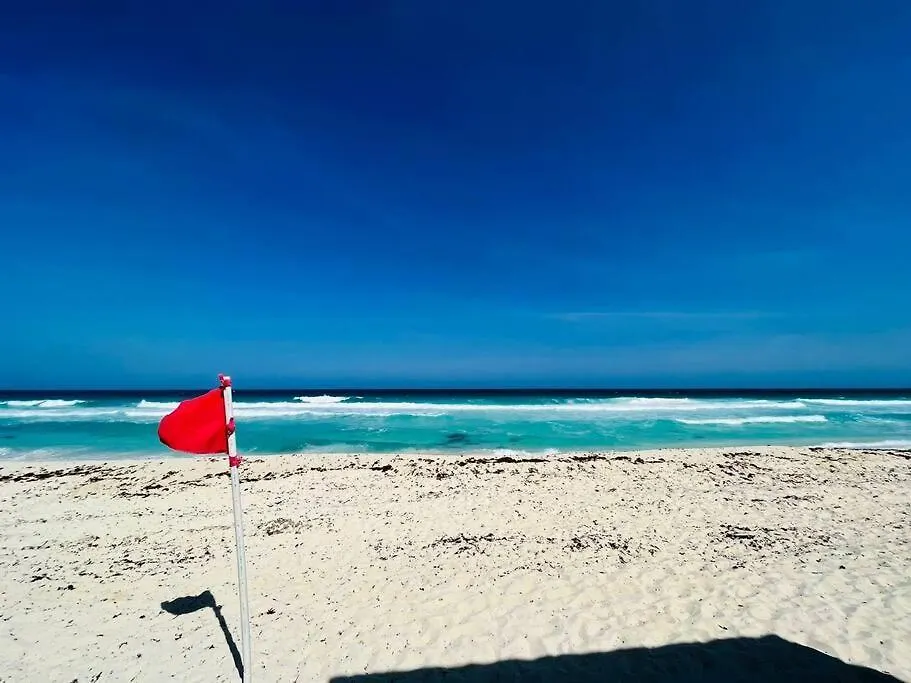 Panoramic Oceanview Private Rooftop Brisas1409 Cancun Apartment