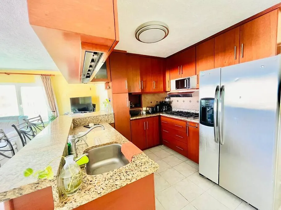 Panoramic Oceanview Private Rooftop Brisas1409 Cancun Apartment