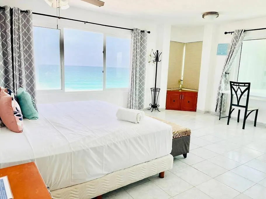 Panoramic Oceanview Private Rooftop Brisas1409 Cancun Apartment