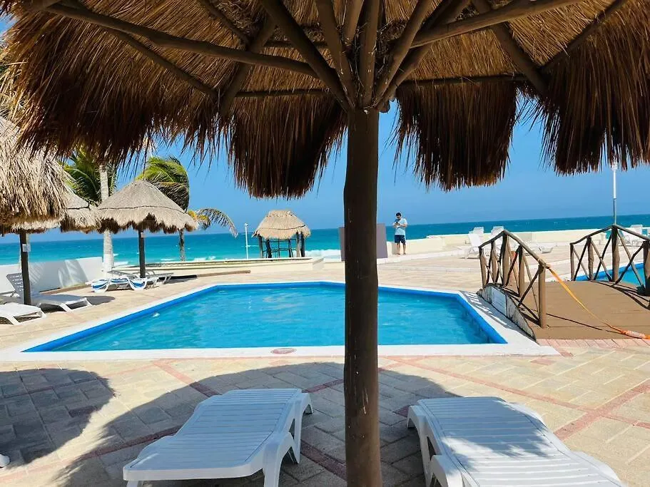 Panoramic Oceanview Private Rooftop Brisas1409 Cancun Apartment